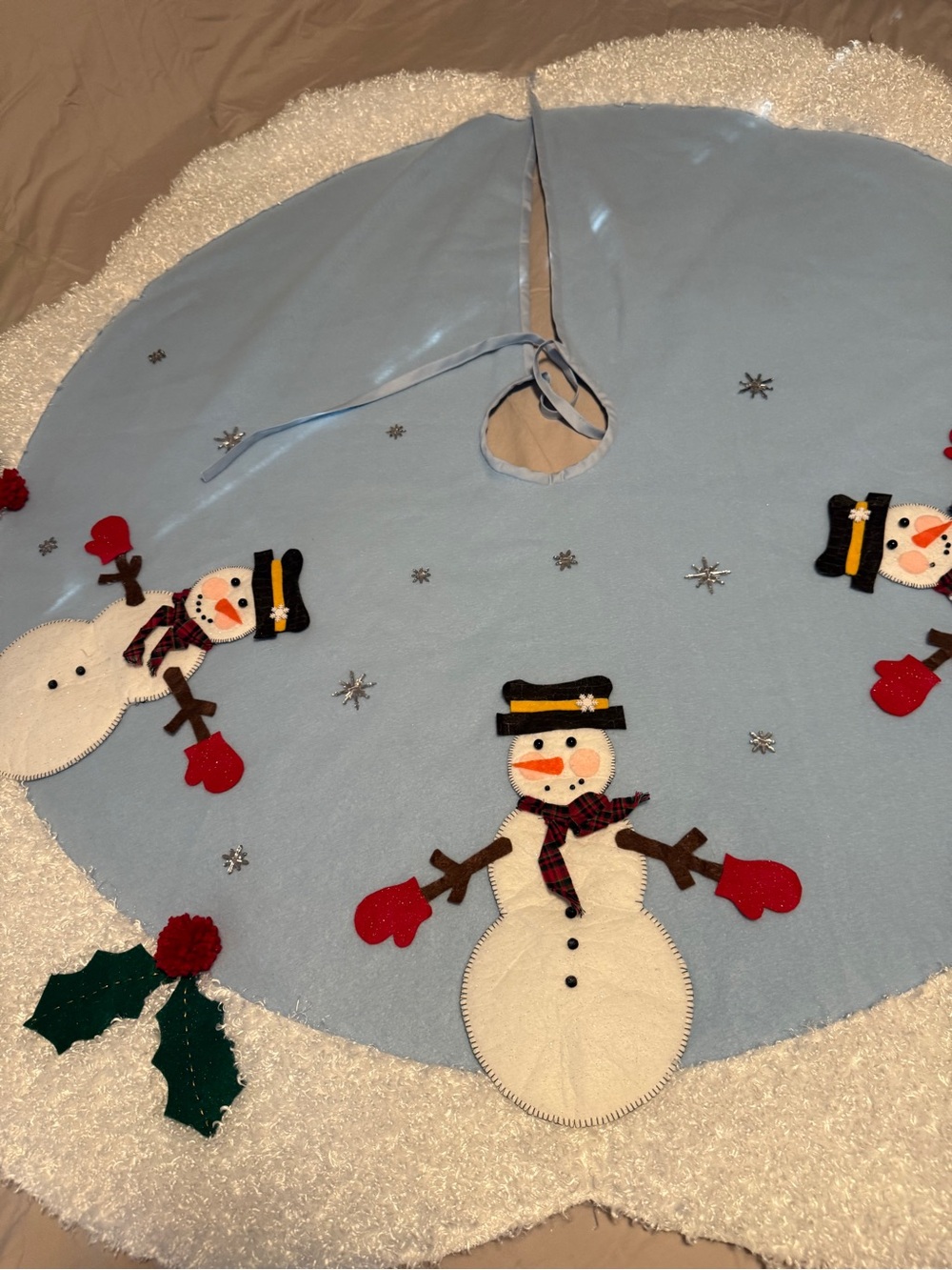 Festive Light Blue Round Holiday Christmas Snowman Tree Skirt Rare Handmade